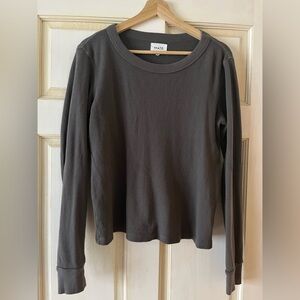 MATE the Label Long Sleeve Ribbed Top in Charcoal Gray